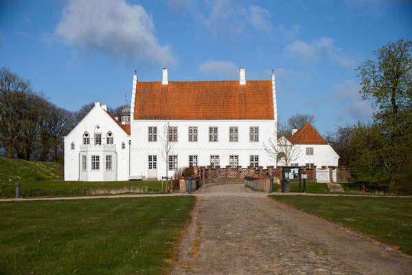 Herregården Nørre Vosborg ved Vemb i Danmark.