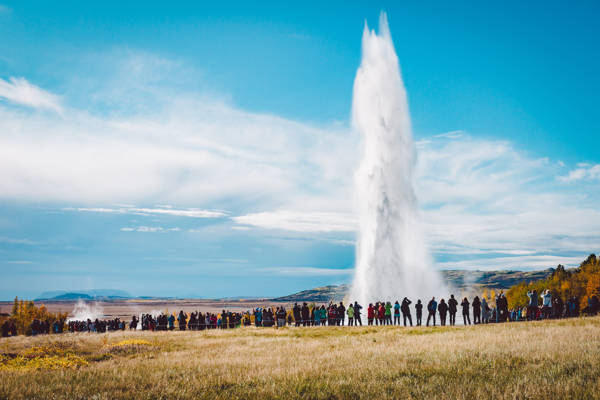 Geysir i udbrud på Island.