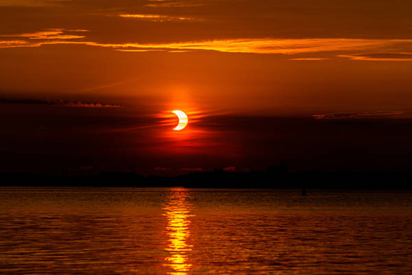 Spanien Mallorca Solformoerkelse Kyst Solnedgang.
