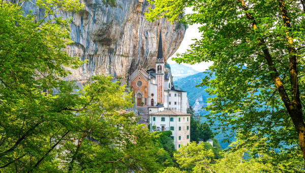 Italien Spiazzi Madonna Della Corona.
