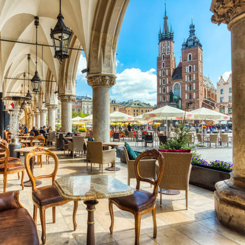 Kirkepladsen i Krakow i Polen.