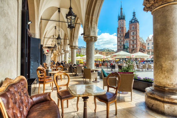 Kirkepladsen i Krakow i Polen.