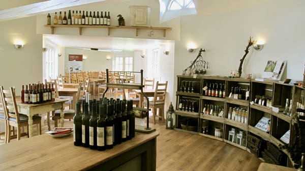 Smagelokalet hos Skaarupøre Vingård på Fyn.