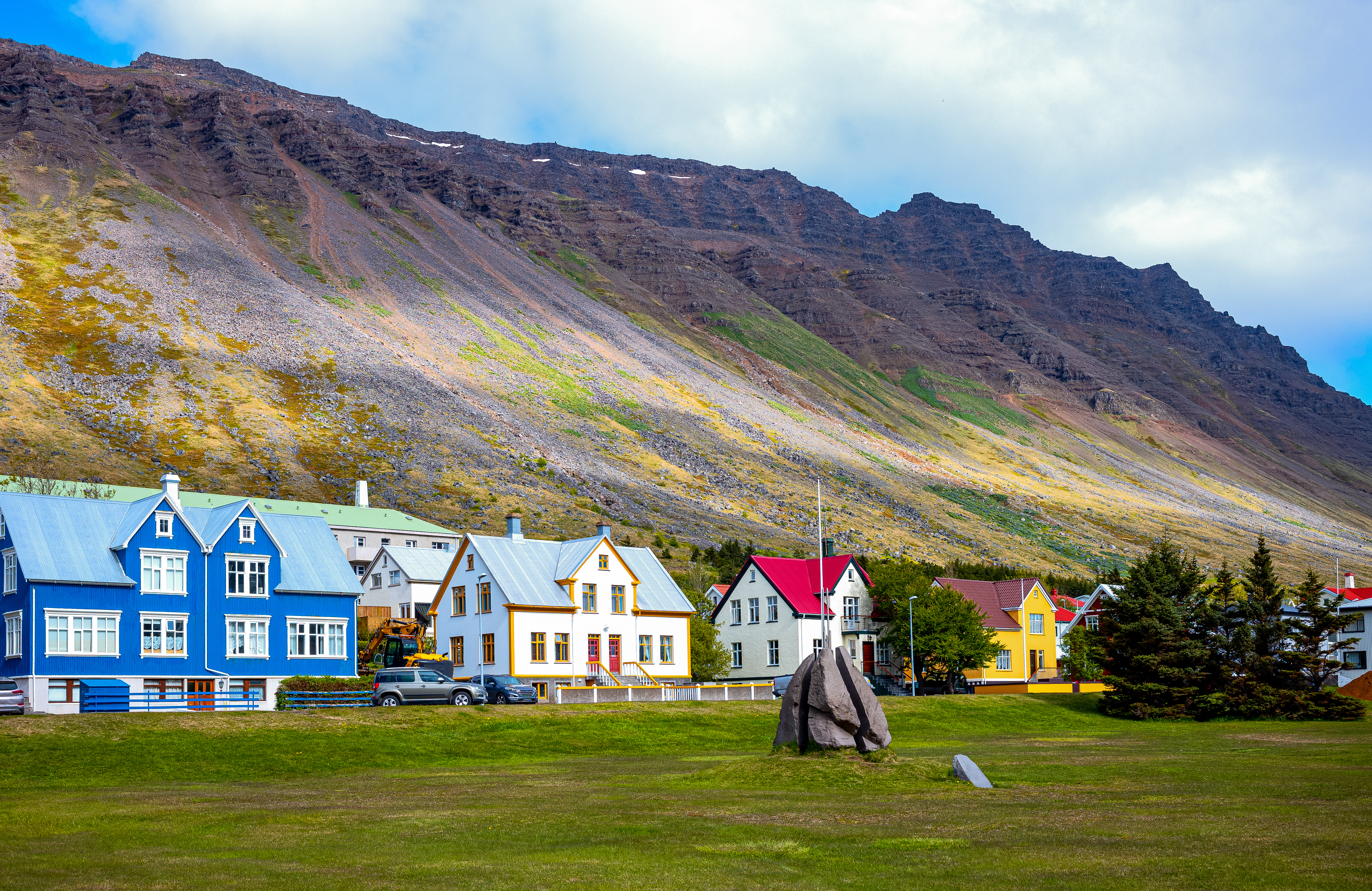  Hovedbyen i Vestfjordene, Ísafjörður, i Island.