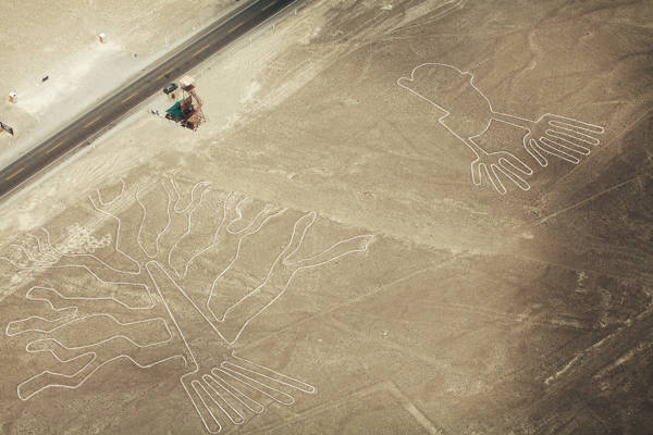 Luftfoto af de mystiske Nazca-linjer i Peru.