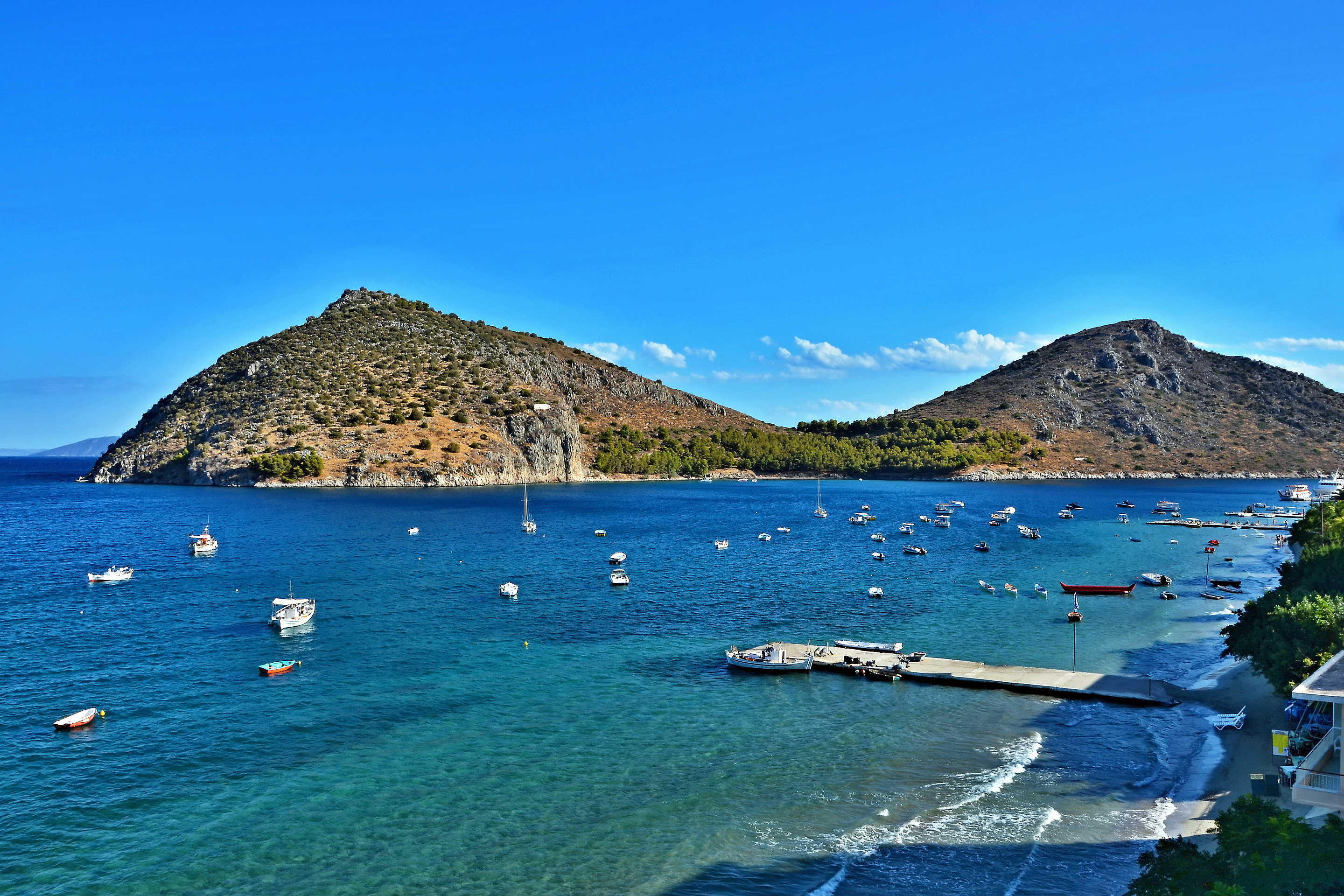 Romvi der ligger smukt nær Tolo.