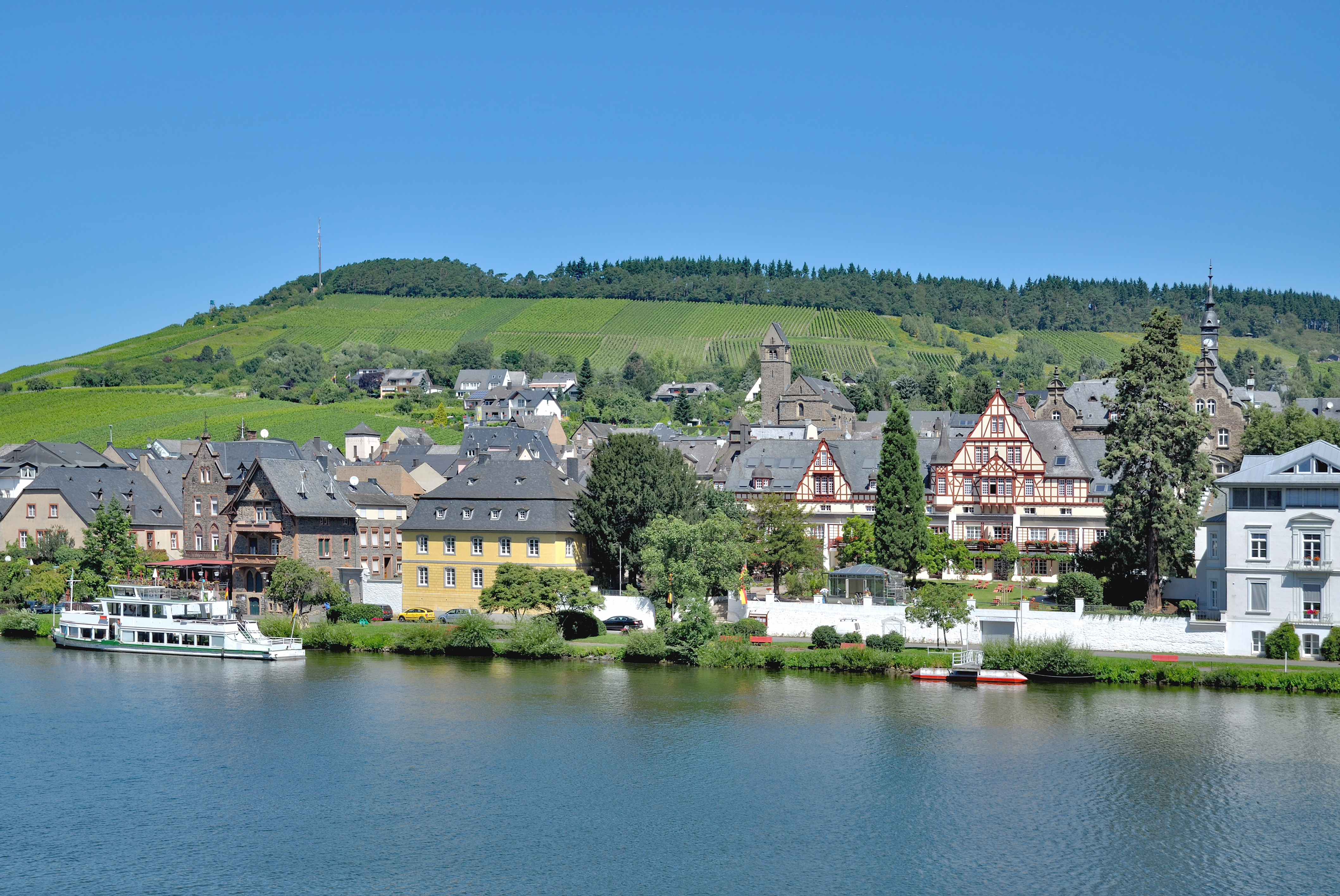 Vinbyen Traben-Trarbach ved Mosel i Tyskland.