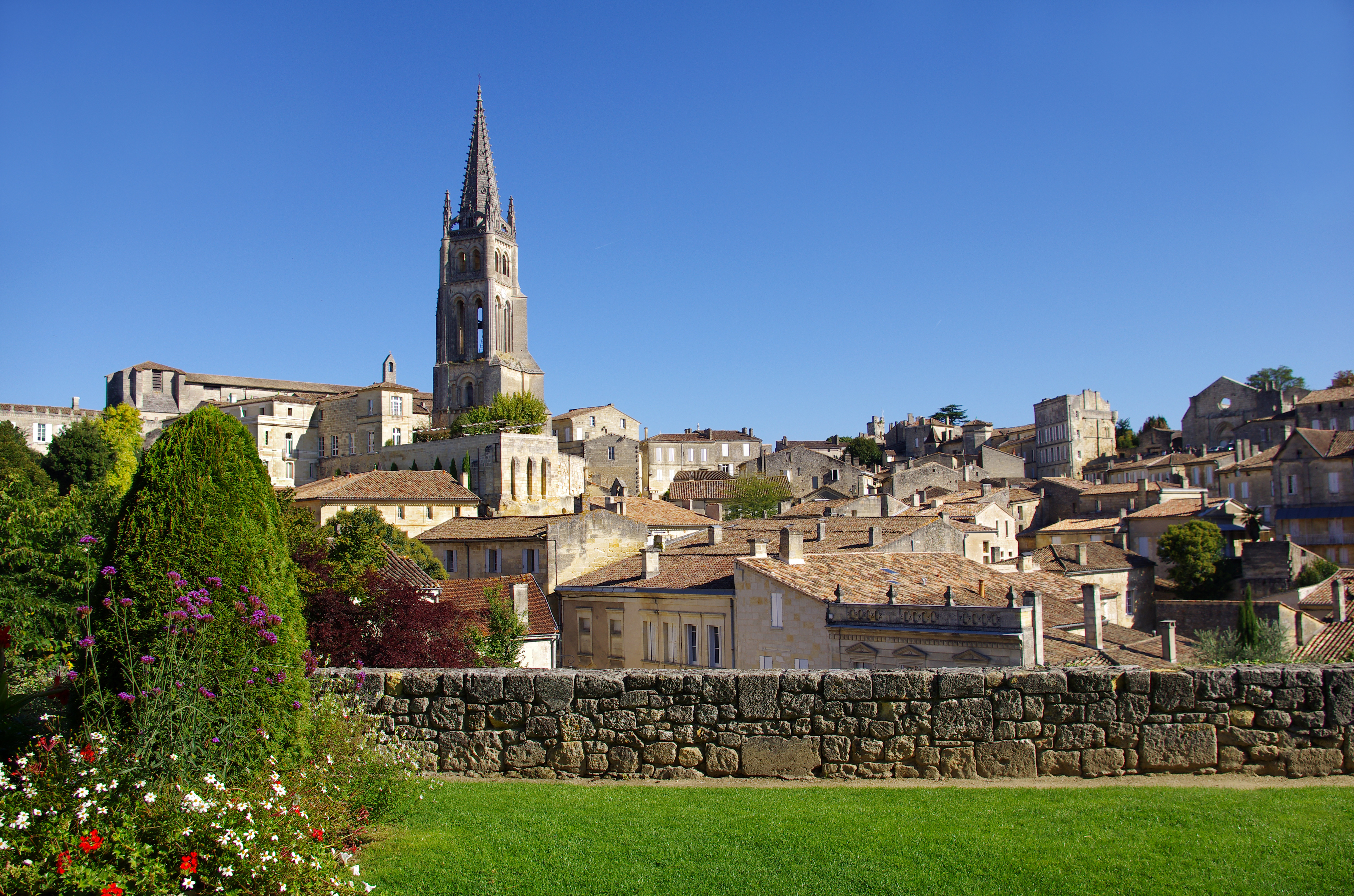 Den s mukke vinby Libourne øst for Bordeaux i Sydvestfrankrig.