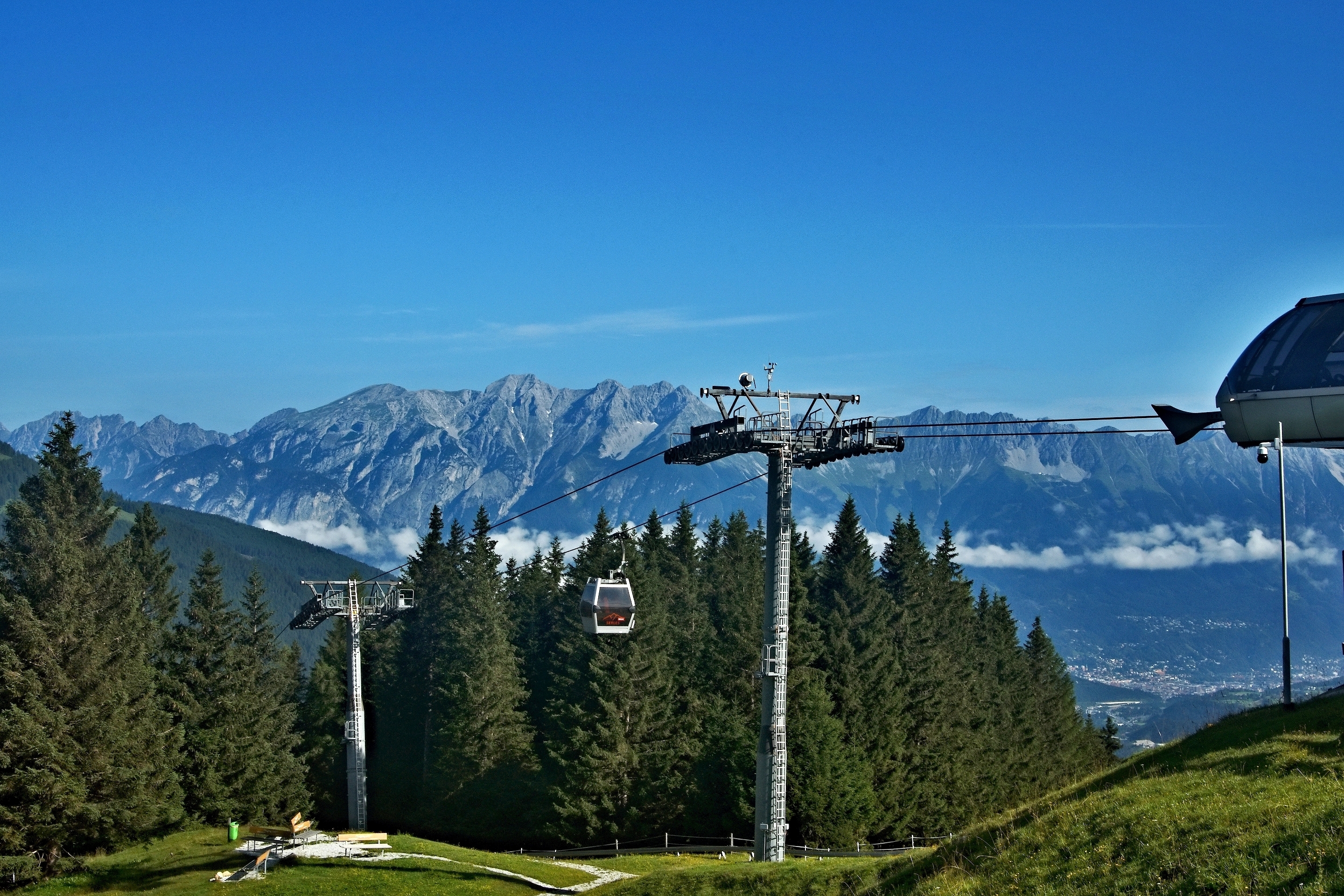 Svævebanen ved bjergstationen ved Koppeneck i Østrig.