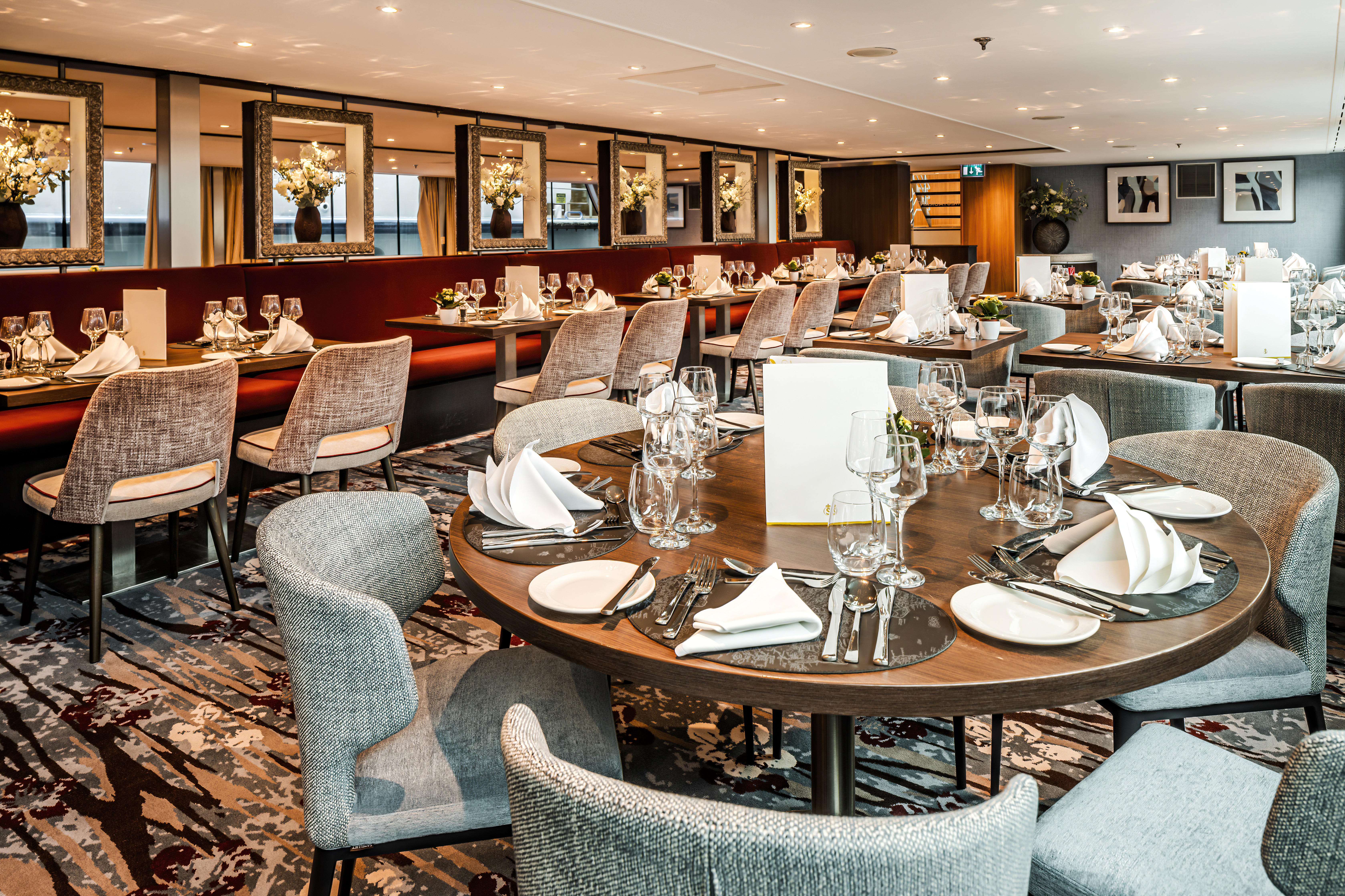 Restauranten på flodkrydstogtskibet MS Leonora.