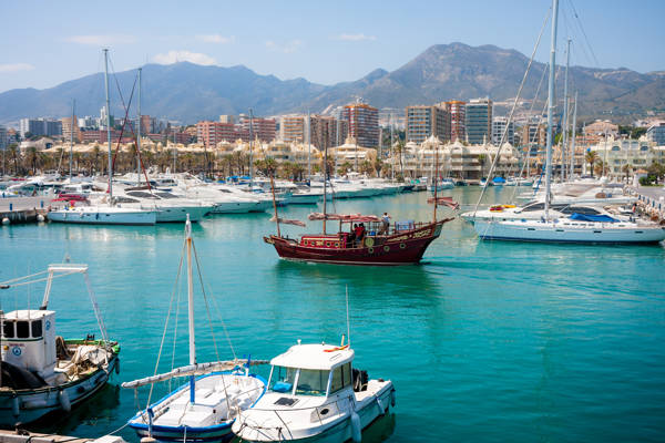 Lystbådehavnen i Benalmadena i Sydspanien.