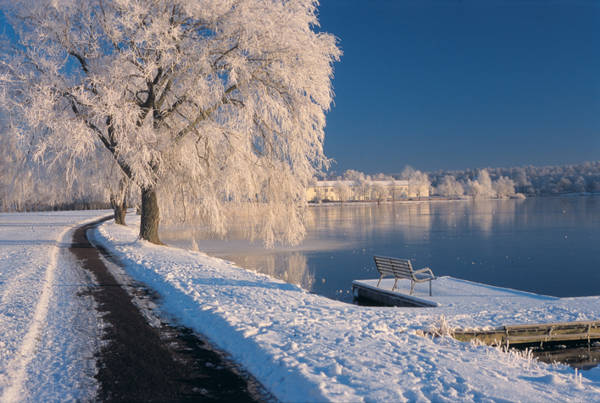 Vinterstemning ved Golf Hotel Viborg, der ligger smukt ved de smukke Viborgsøer.