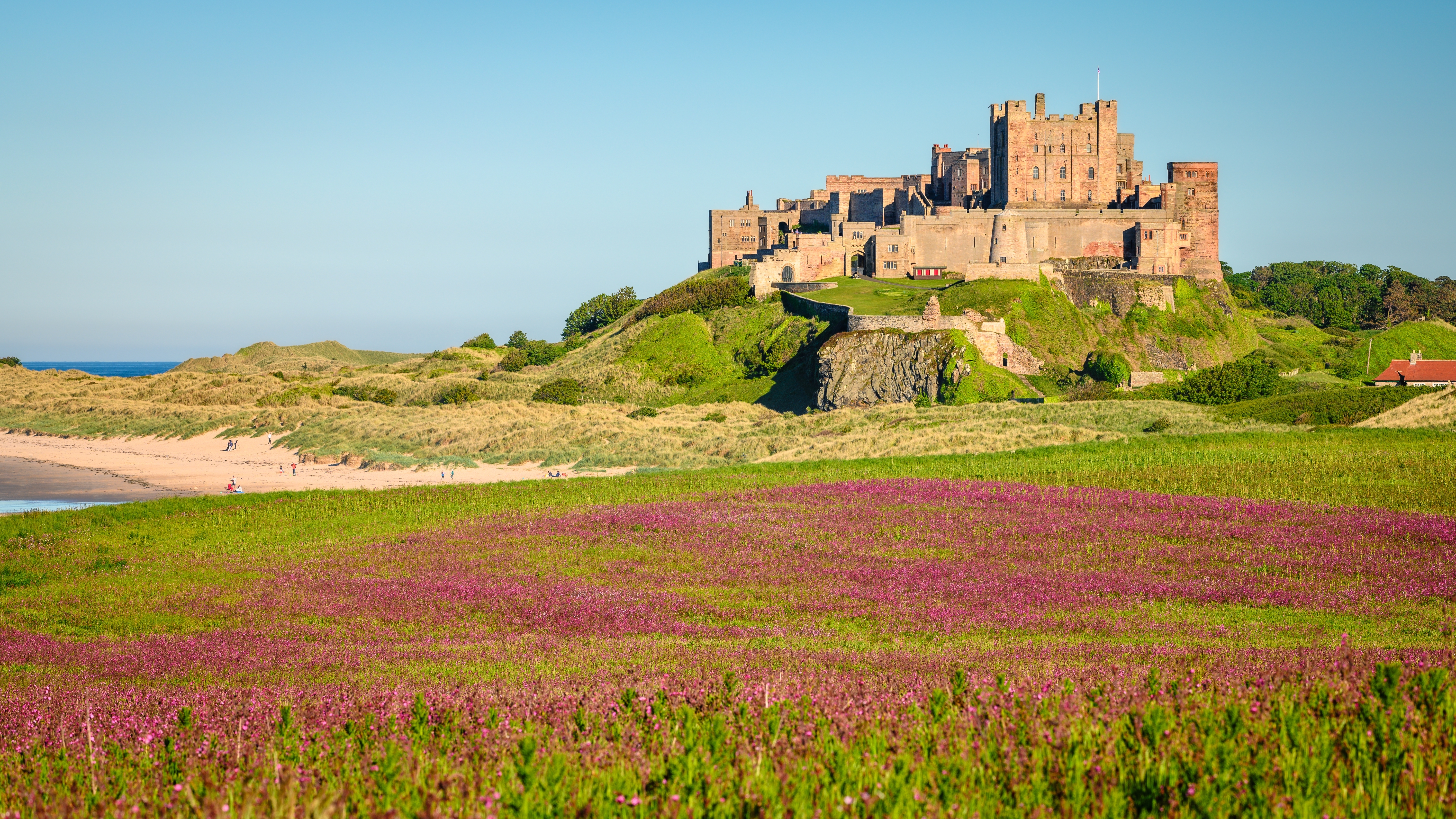 Bamburgh Slot i England.