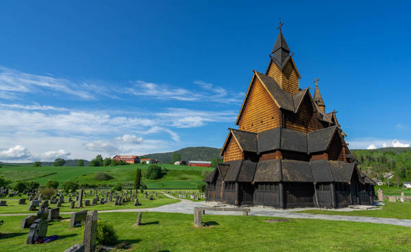 Heddal stavkirke i Norge.