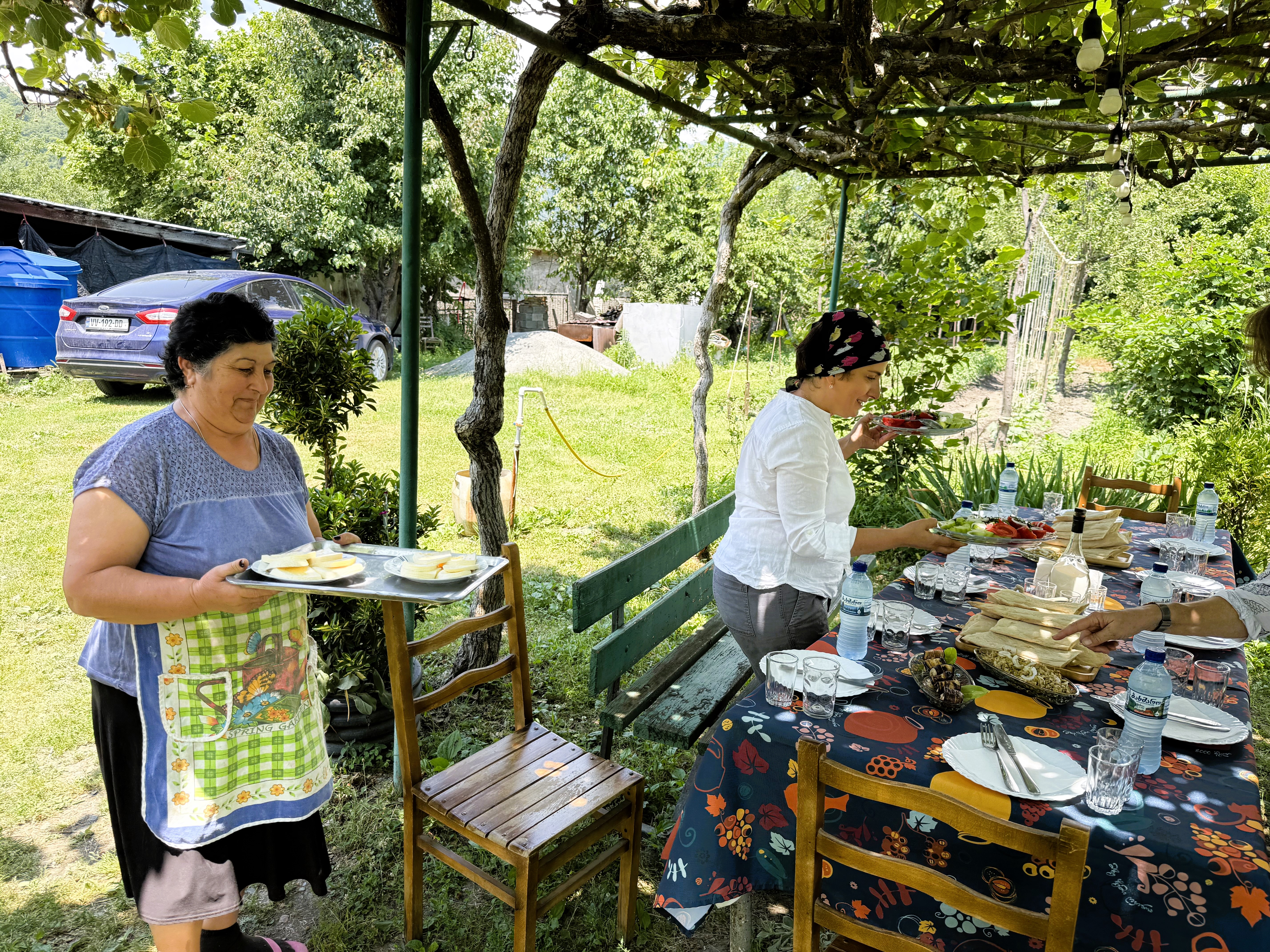 Frokost i Kvareli i Georgien.