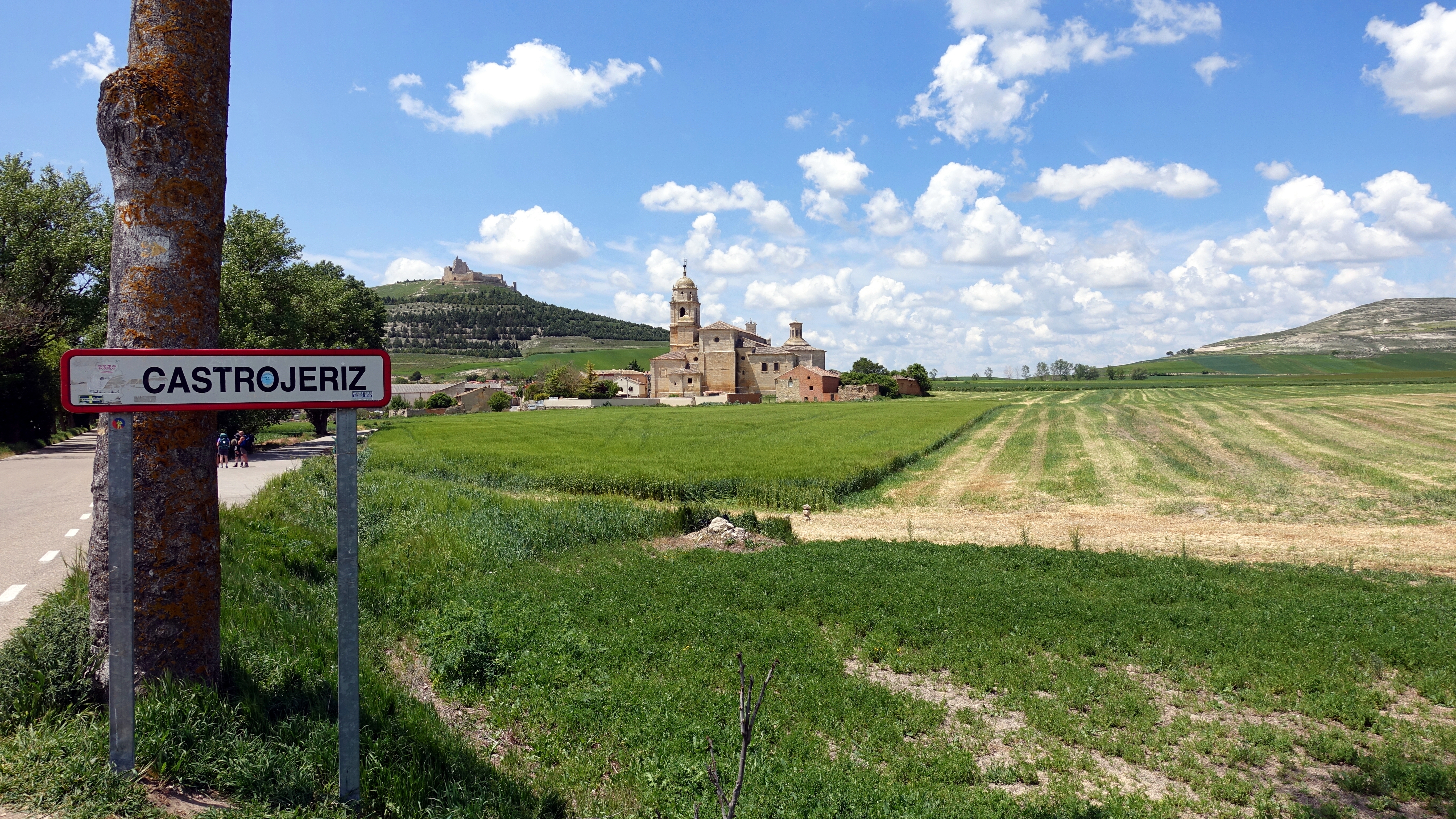 Vejskilt ved landevejen til Castrojeriz i Spanien.