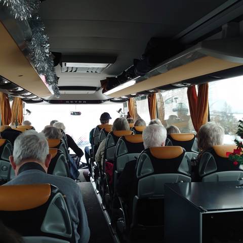 Julehygge på busrejsen.