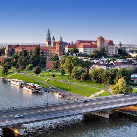 Wavel-slottet og floden Wisla ved Krakow i Polen.